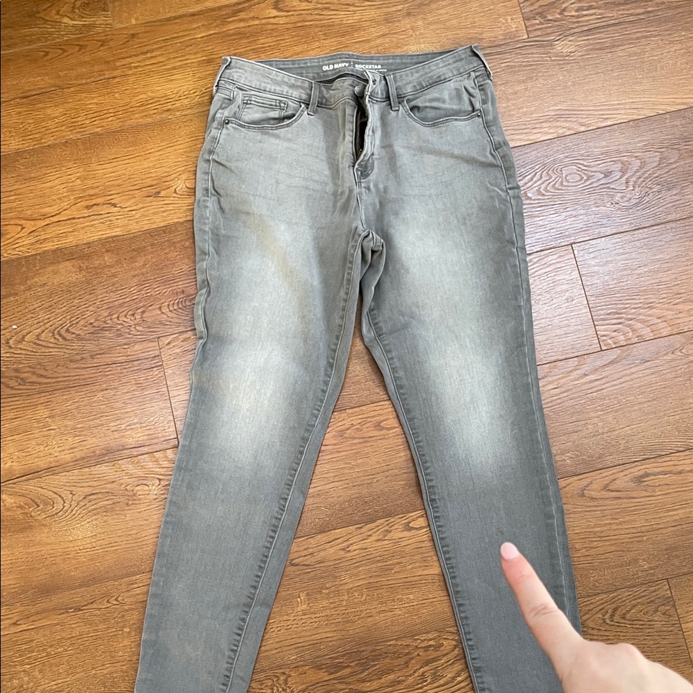 Old Navy Women’s Rockstar Mid-Rise Slim Stretch Jeans in Gray - Picture 5 of 7